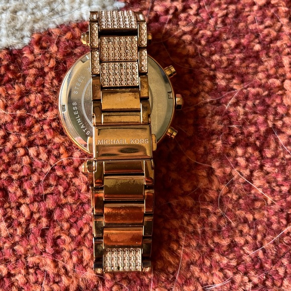 Michael Kors Watch - Picture 3 of 4